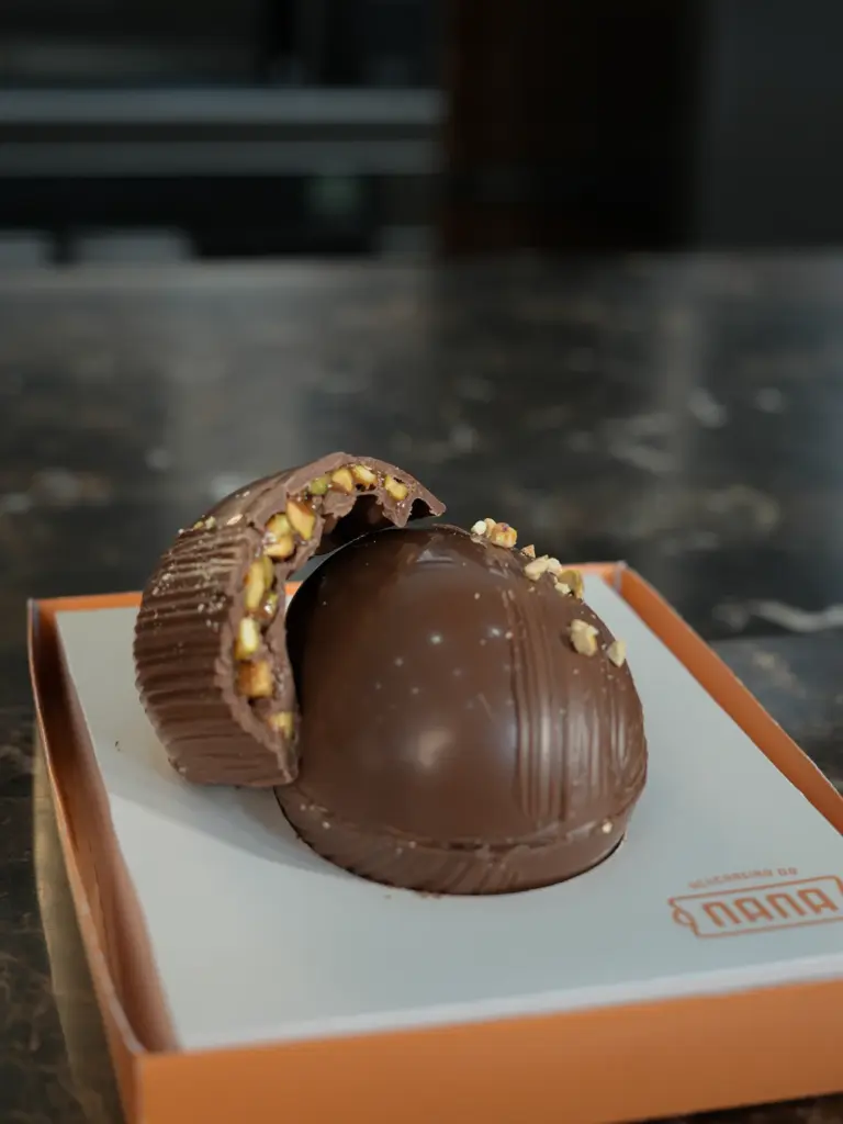 OVO DE PÁSCOA – PÉ-DE-MOLEQUE DE PISTACHE