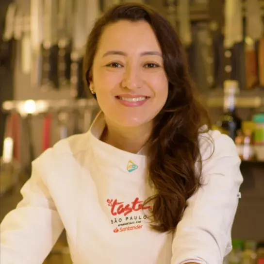 Ligia Karazawa, chef e coordenadora do Fire Pit by Santander