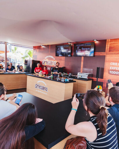 A PRATICIDADE TEM UM SABOR IRRESISTÍVEL Na Cozinha Gourmet by Artesano, você descobre como criar pratos…